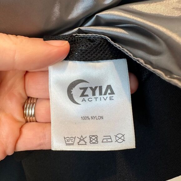 NWT Zyia Metallic Silver Nylon Full Zip Lined Hooded Jacket - Size XXL - Picture 6 of 8